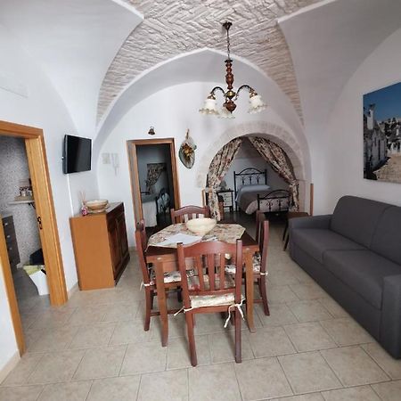 Casa Vacanza Trullo Dimora Storica Morea Alberobello Bagian luar foto
